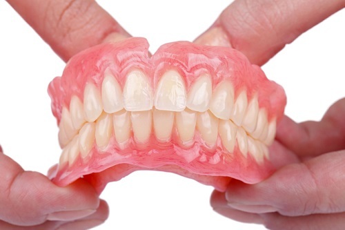 phục h&igrave;nh th&aacute;o lắp nhựa dẻo